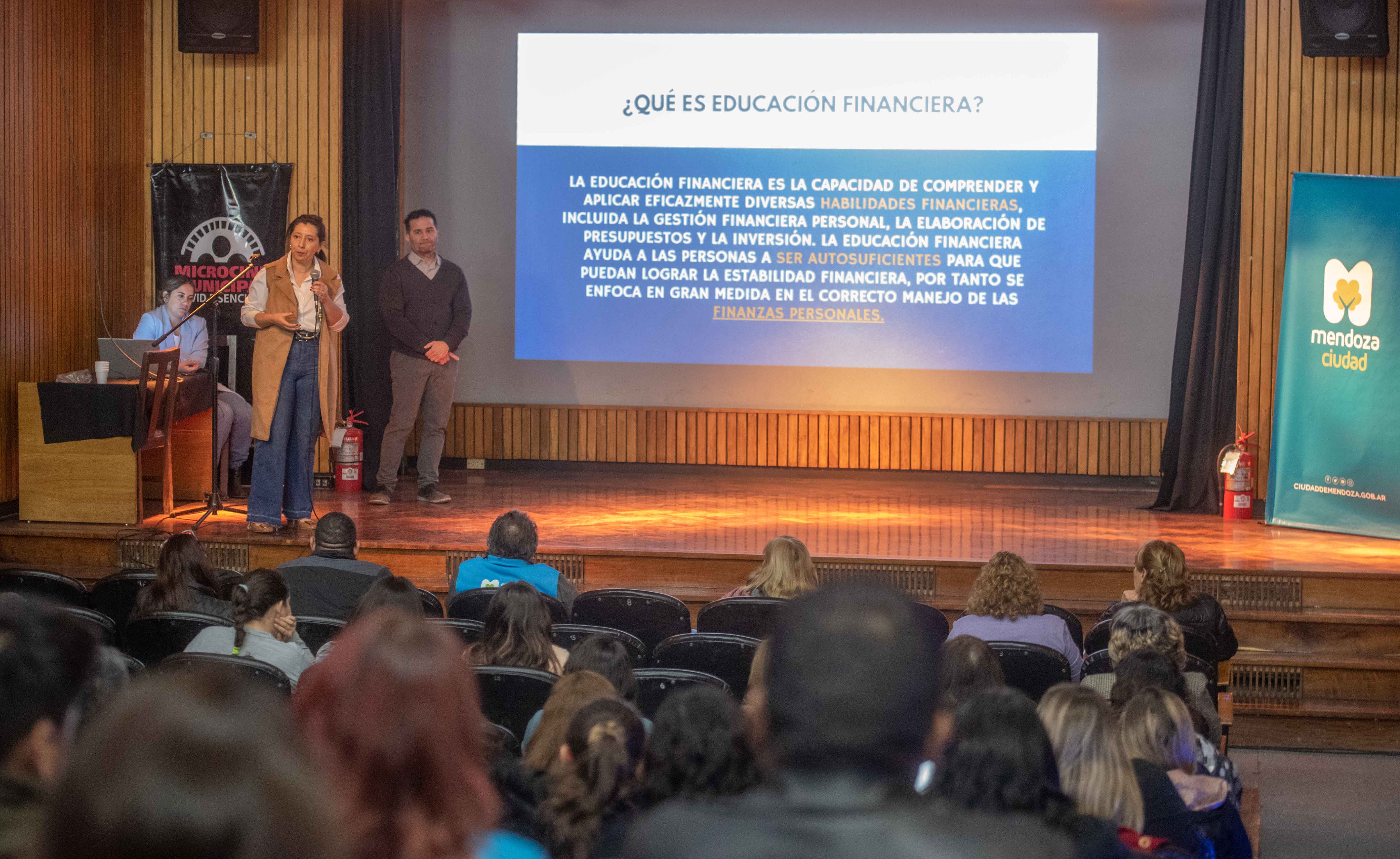 Taller de Educación Financiera con Perspectiva de Género Ciudad Mendoza